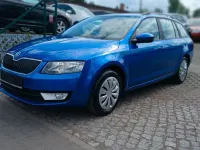 Gebraucht Skoda Octavia Ambition 105 PS (77 kW) 2014 Blau Kombi