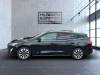 Gebraucht Ford Focus Cool & Connect 125 PS (91 kW) 2020 Schwarz Kombi
