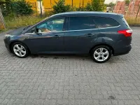 Gebraucht Ford Focus 115 PS (84 kW) 2012 Andere farben Kombi