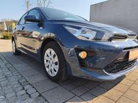 Gebraucht Kia Rio Edition 7 84 PS (61 kW) 2021 Blau Limousine