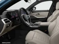 Gebraucht BMW 330e M Sport 292 PS (214 kW) 2025 Blau Kombi