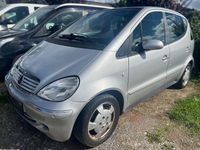 Gebraucht Mercedes A160 Elegance 102 PS (75 kW) 2002 Silber Van / Kleinbus