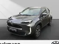 Neu Toyota Yaris Cross 130 PS (95 kW) 2026 Grau SUV