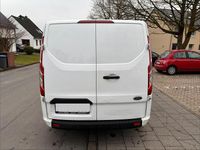 Second-hand Ford Transit Custom 107 CP (78 kW) 2020 Alb Monovolum