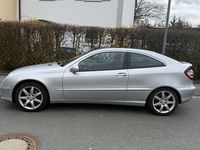 Gebraucht Mercedes C230 204 PS (150 kW) 2007 Silber Coupé