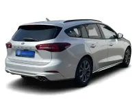 Gebraucht Ford Focus ST-Line X 147 PS (108 kW) 2025 Silber