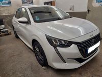 Gebraucht Peugeot 208 Active 75 PS (55 kW) 2021 Weiß Kleinwagen