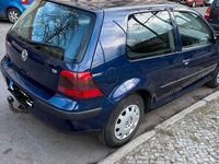 Gebraucht VW Golf IV 101 PS (74 kW) 2002 Blau Kleinwagen