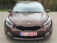 Gebraucht Kia Ceed 135 PS (99 kW) 2013 Braun Kleinwagen
