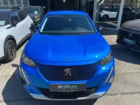Gebraucht Peugeot e-2008 Allure 100 kW (136 PS) 2022 Blau SUV