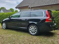 Gebraucht Volvo V70 Momentum 181 PS (133 kW) 2015 Schwarz Kombi