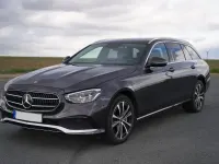 Gebraucht Mercedes E300 306 PS (225 kW) 2022 Grau Limousine