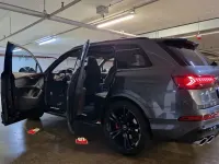 Gebraucht Audi SQ7 Sport 507 PS (372 kW) 2024 Grau SUV