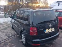 Gebraucht VW Touran 140 PS (102 kW) 2010 Schwarz Van / Kleinbus