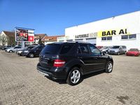 Gebraucht Mercedes ML320 224 PS (164 kW) 2007 Schwarz SUV