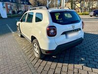 Gebraucht Dacia Duster Comfort 115 PS (84 kW) 2019 Weiß SUV
