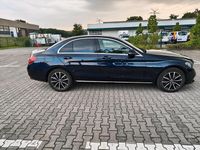 Gebraucht Mercedes C300 258 PS (189 kW) 2018 Blau Limousine