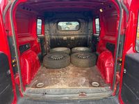 Second-hand Opel Combo 105 CP (77 kW) 2012 Roșu Monovolum