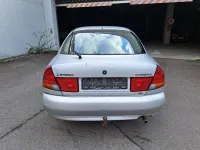 Gebraucht Mitsubishi Carisma 90 PS (66 kW) 2000 Grau Limousine