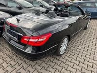 Second-hand Mercedes E200 184 CP (135 kW) 2010 Negru Cabrio