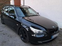 Gebraucht BMW 523 190 PS (139 kW) 2008 Schwarz Kombi