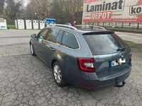 Gebraucht Skoda Octavia Ambition 116 PS (85 kW) 2019 Grau Limousine