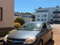 Gebraucht Opel Astra 90 PS (66 kW) 2009 Grau Kleinwagen