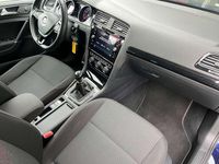 Gebraucht VW Golf VII Sound 110 PS (80 kW) 2017 Blau Limousine