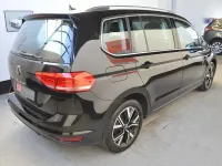 Gebraucht VW Touran Highline 150 PS (110 kW) 2023 Schwarz Van / Kleinbus
