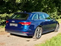 Gebraucht Audi A4 Sport 218 PS (160 kW) 2017 Blau Kombi