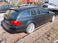 Gebraucht BMW 316 116 PS (85 kW) 2011 Schwarz Kombi