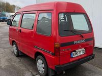 Gebraucht Piaggio Porter 69 PS (50 kW) 2013 Rot Van / Kleinbus