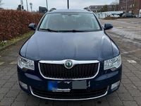 Gebraucht Skoda Superb 200 PS (147 kW) 2011 Blau Kombi