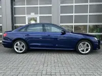 Second-hand Audi A4 Advanced 204 CP (150 kW) 2023 Albastru Berlinǎ