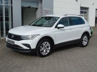 Gebraucht VW Tiguan Move 122 PS (89 kW) 2023 Weiß SUV