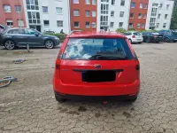 Gebraucht Ford Fiesta 69 PS (50 kW) 2002 Rot Kleinwagen
