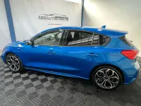 Usado Ford Focus ST-Line 150 CV (110 kW) 2020 Azul Berlina