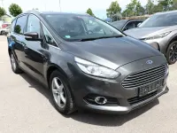Gebraucht Ford S-MAX Titanium 160 PS (117 kW) 2018 Grau metallic Van / Kleinbus