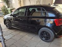 Gebraucht VW Polo 60 PS (44 kW) 2018 Schwarz Kleinwagen