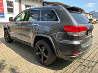 gebraucht Jeep Grand Cherokee 3.0 CRD Overland*Pano*20Zoll*AHK*