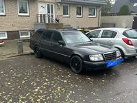 Gebraucht Mercedes E280 193 PS (141 kW) 1994 Schwarz Kombi