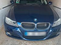 Gebraucht BMW 320 184 PS (135 kW) 2011 Blau Kombi