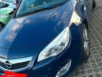 Second-hand Opel Astra Selection 101 CP (74 kW) 2011 Albastru Berlinǎ