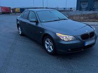 Gebraucht BMW 530 231 PS (169 kW) 2004 Grau Limousine