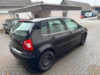 Gebraucht VW Polo 65 PS (47 kW) 2003 Schwarz Kleinwagen