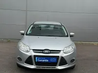 Usado Ford Focus 116 CV (85 kW) 2014 Plateado Familiar