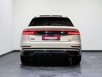 Gebraucht Audi Q8 S-Line 286 PS (210 kW) 2023 Beige SUV