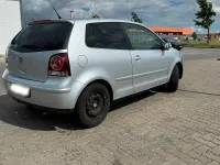 Gebraucht VW Polo 75 PS (55 kW) 2005 Grau Kleinwagen