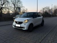 Gebraucht Smart ForFour Passion 71 PS (52 kW) 2017 Weiß Kleinwagen