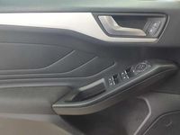 Usado Ford Focus Cool & Connect 150 CV (110 kW) 2021 Azul Familiar
